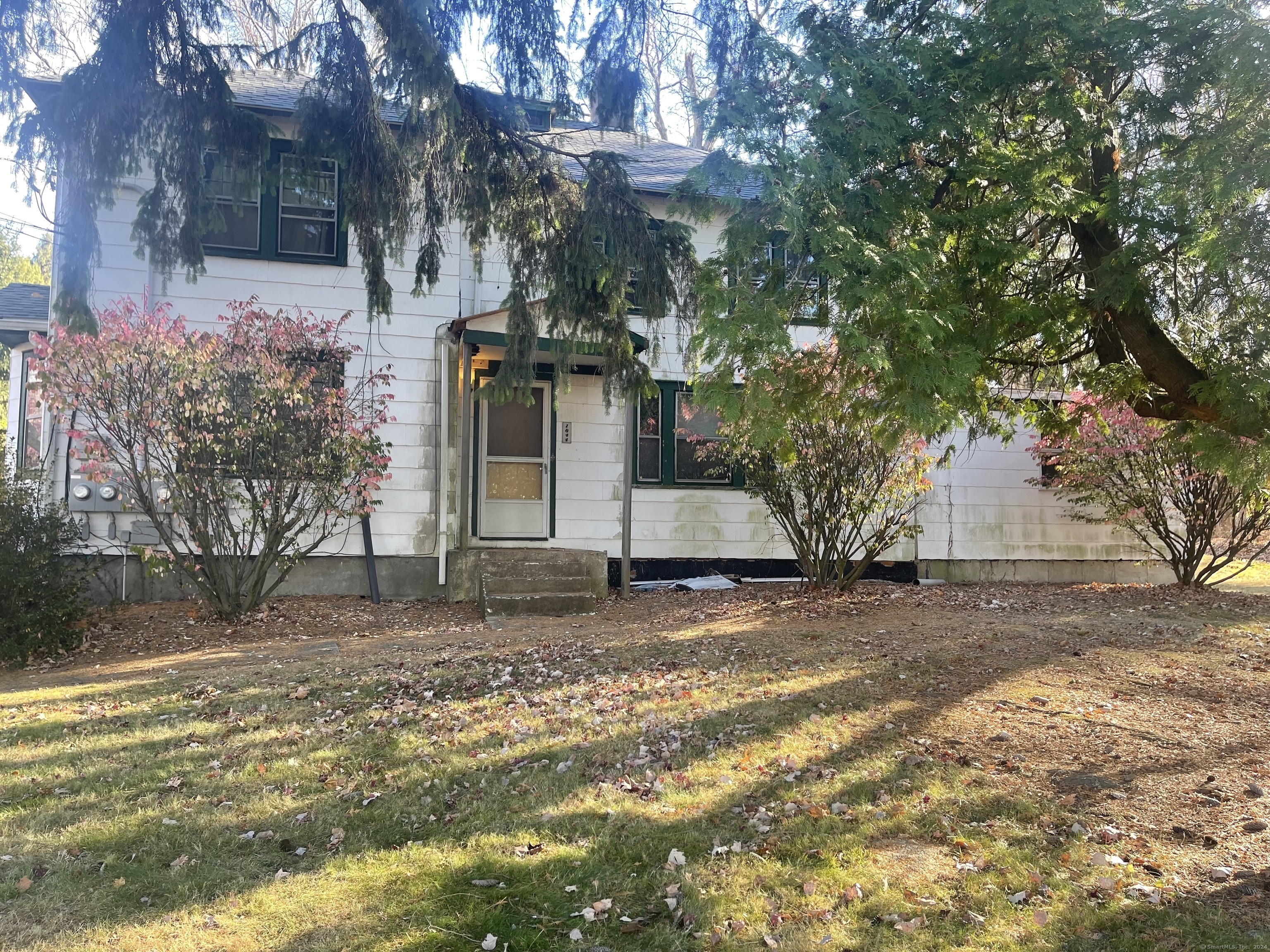 Property Photo:  1844 Main Street  CT 06108 