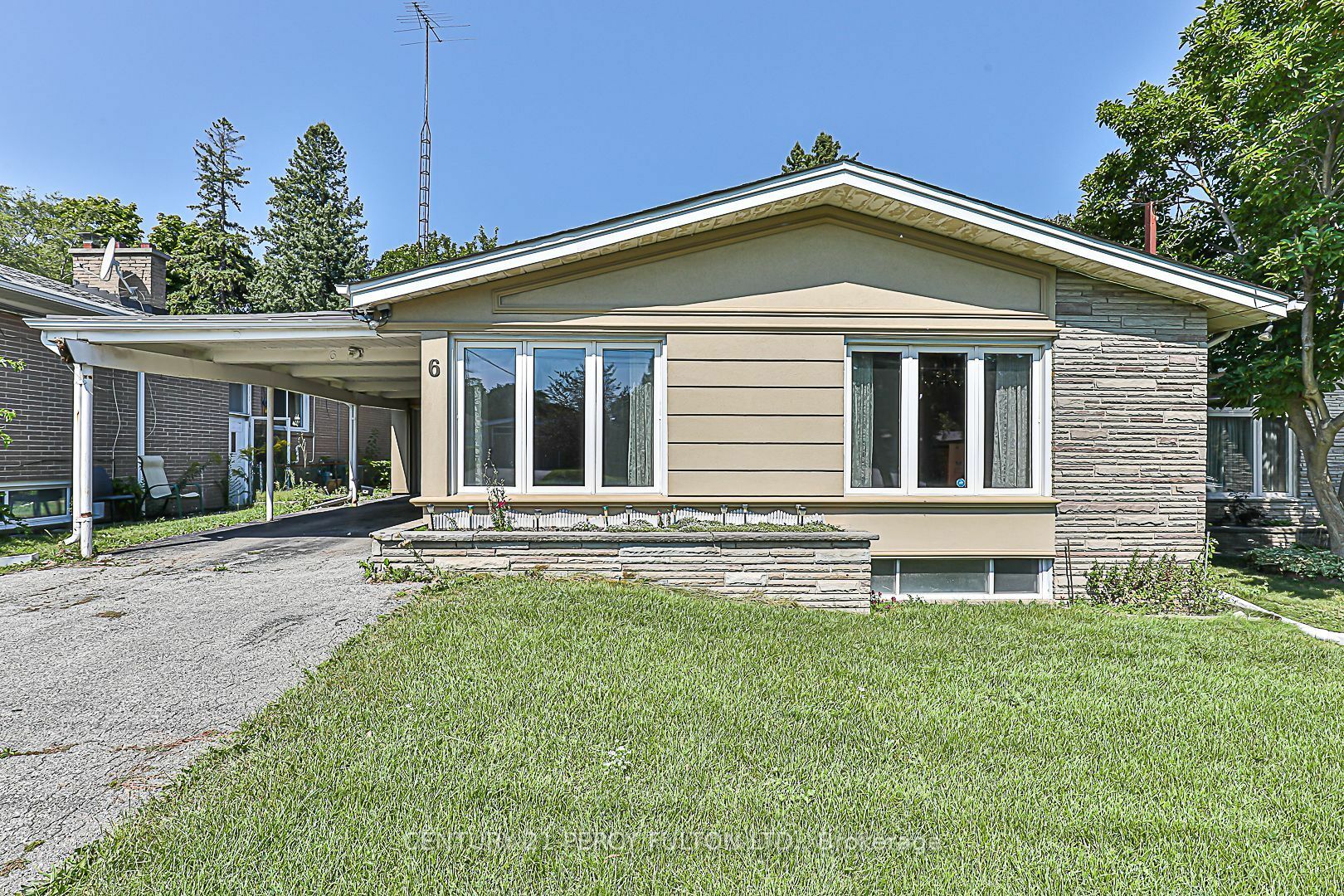 Photo de la propriété:  6 Blithfield Ave #Main  ON M2K 1Y1 