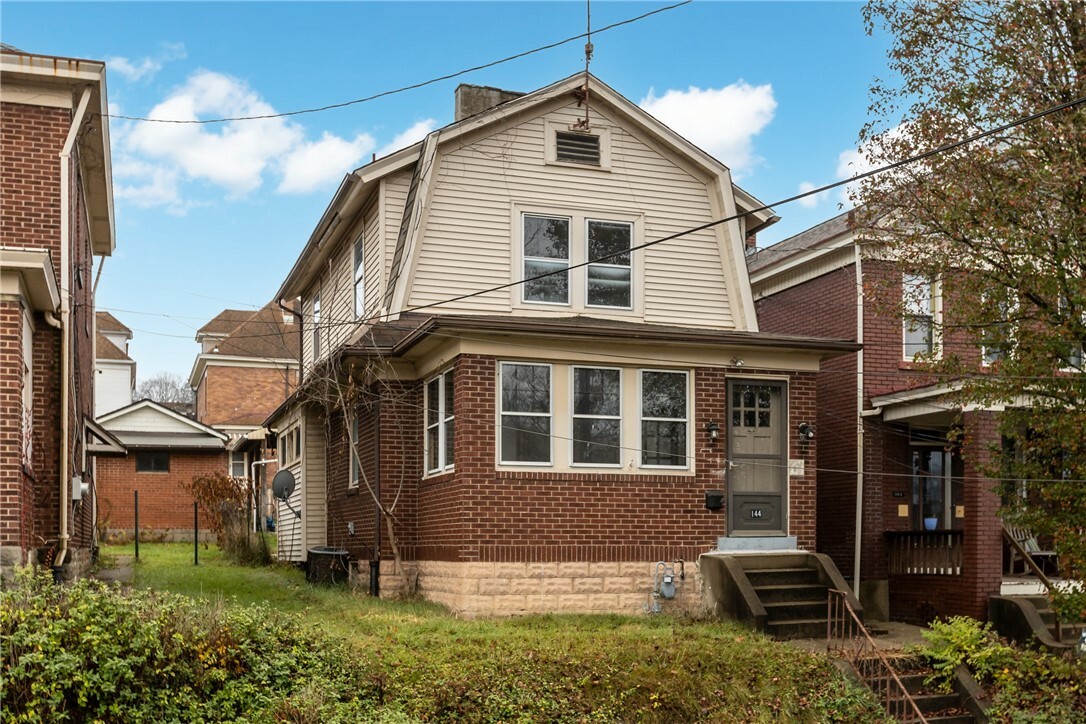 Property Photo:  144 Grasmere St  PA 15205 