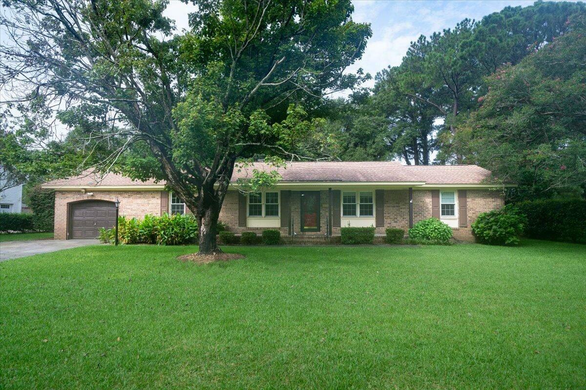 Property Photo:  914 Cliffwood Drive  SC 29464 