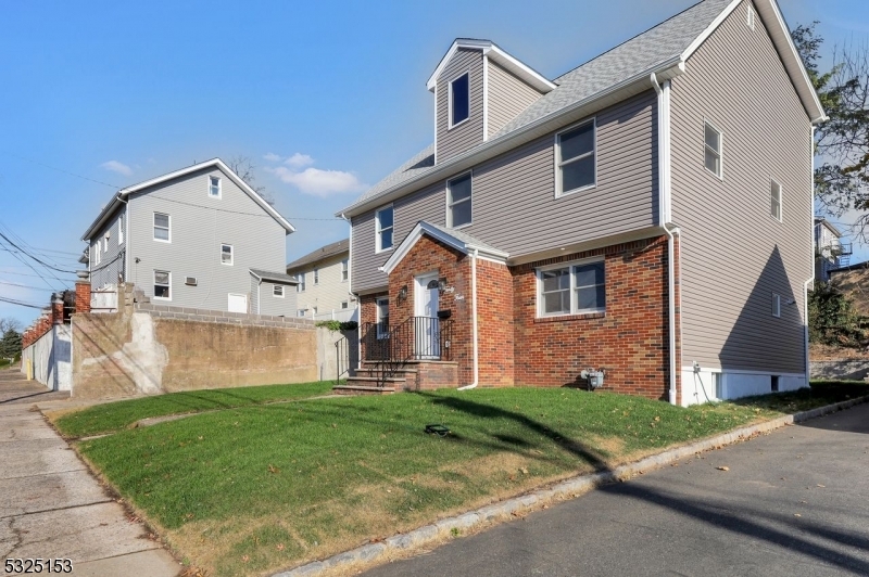 Property Photo:  44 Union Ave  NJ 07055 