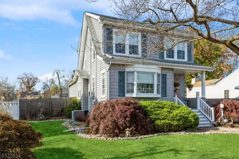 Property Photo:  1524 Dumont Ave  NJ 07080 