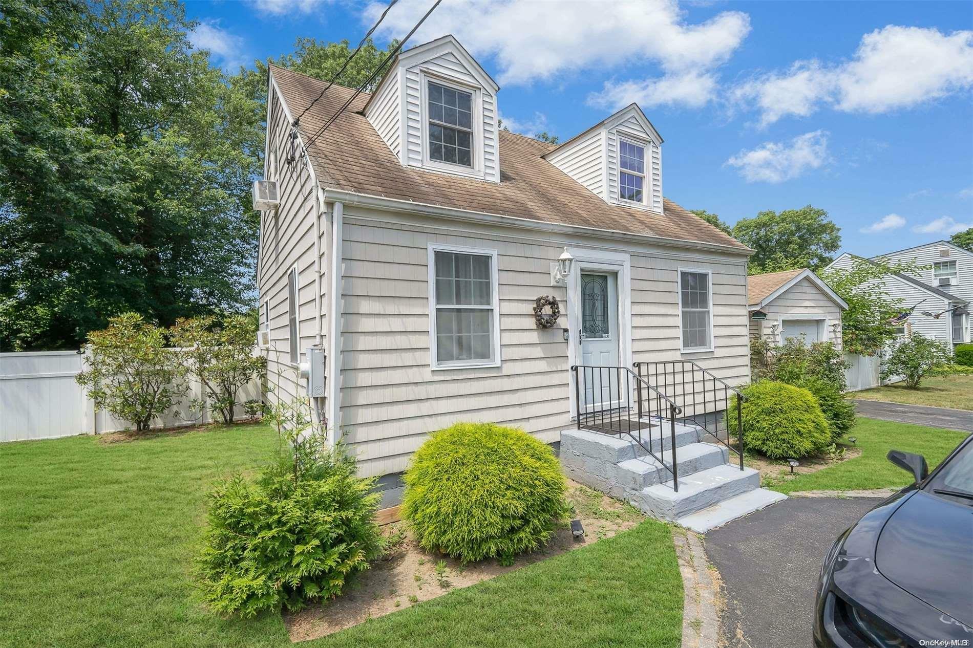 Property Photo:  168 Brooksite Drive  NY 11787 