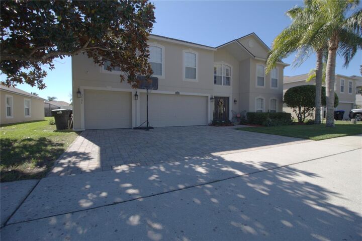 Property Photo: 2506 Palmetto Ridge Circle FL 32712