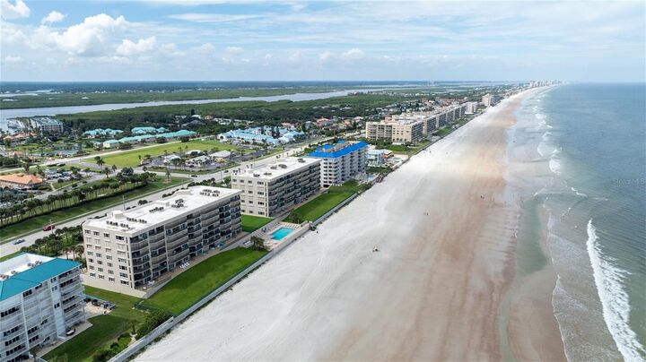 Property Photo: 4621 S Atlantic Avenue 7101 FL 32127