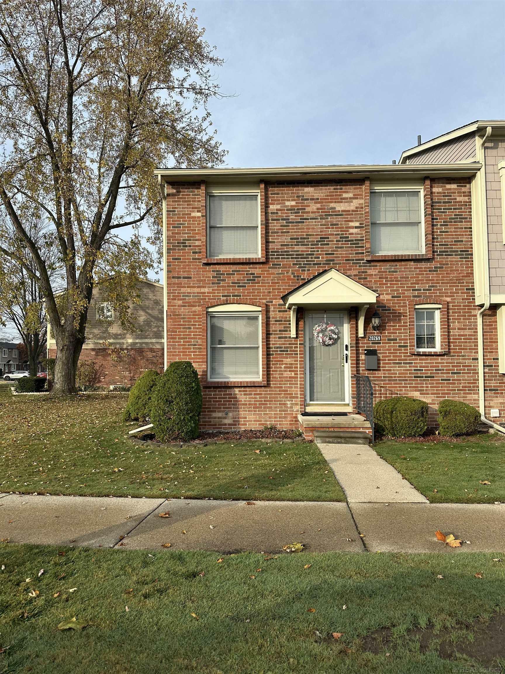 20269 Great Oaks Cir. S Circle  Clinton Township MI 48036 photo