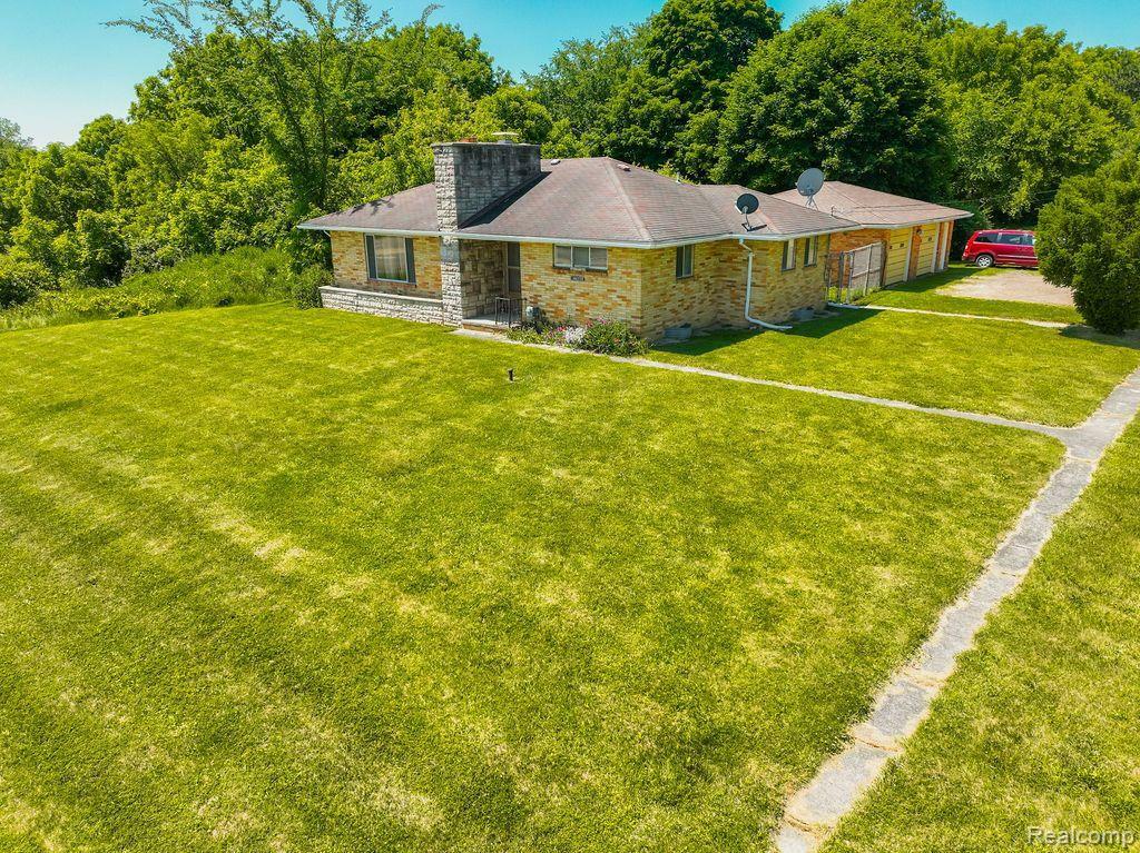 Property Photo: 1224 S Lapeer Road MI 48446 3704