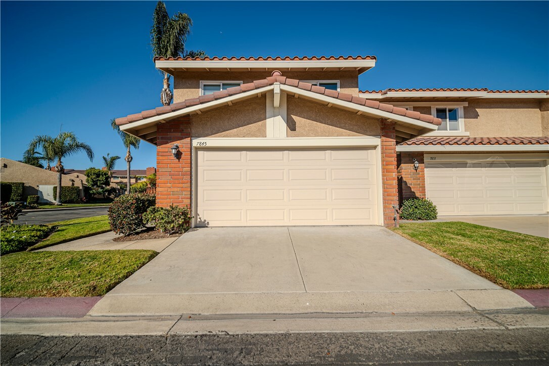 Property Photo:  7845 Moonmist Circle  CA 92648 