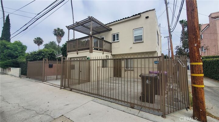 Property Photo:  1022 Raymond Avenue  CA 90804 