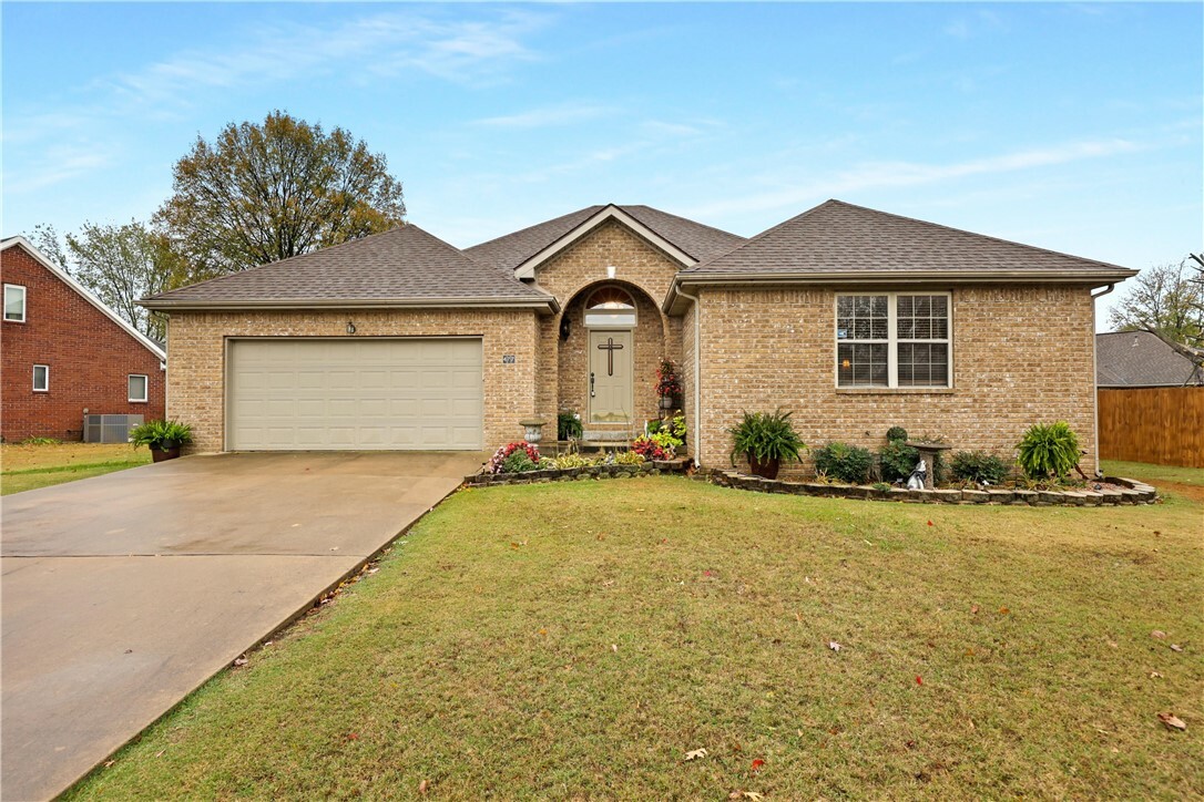 Property Photo:  477 Primrose Circle  AR 72761 