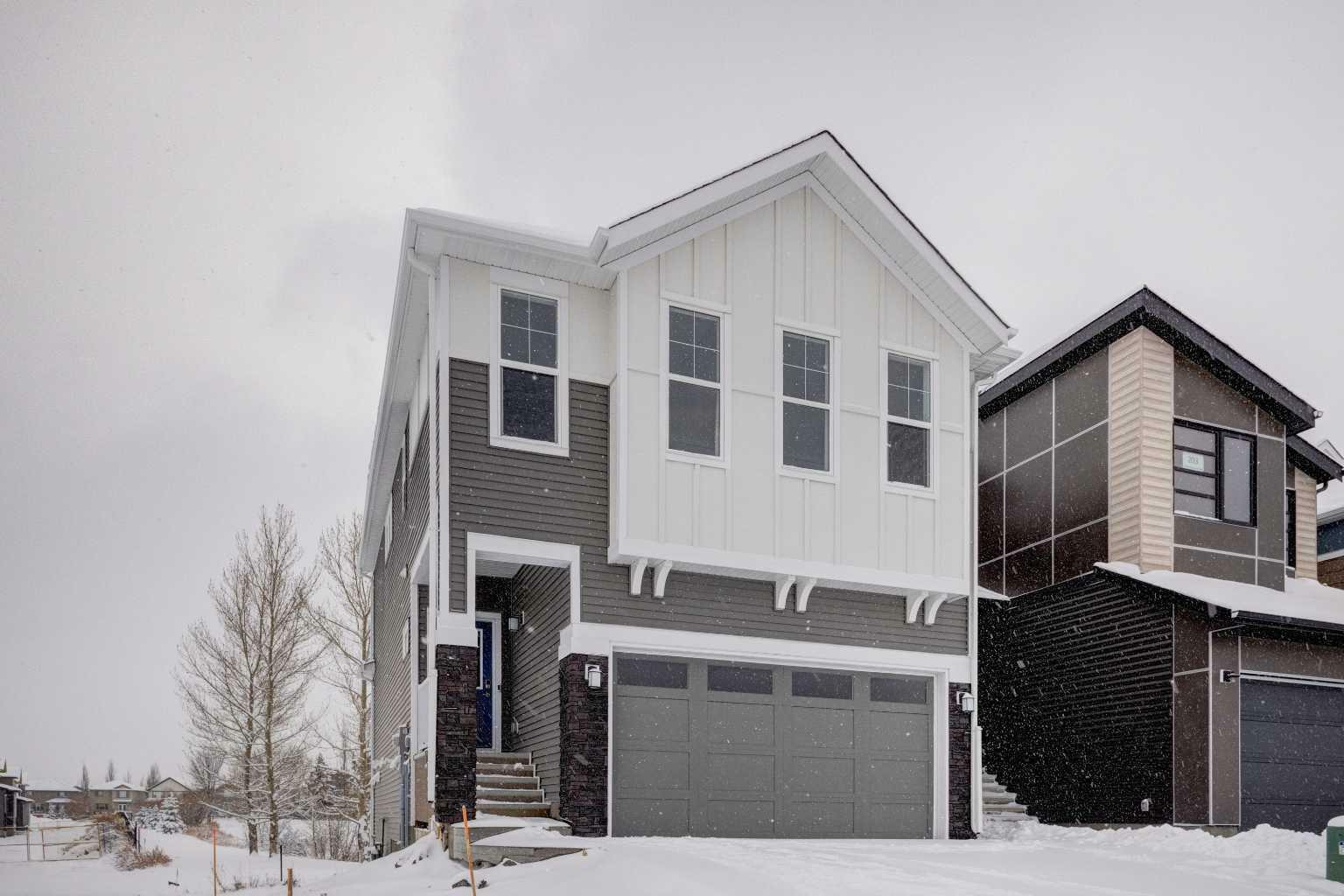 Property Photo:  199 Silver Spruce Grove SW  AB T2X 5M2 