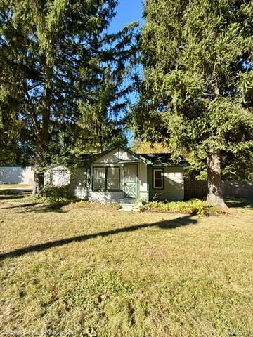 Property Photo: 8239 Morrish Road MI 48433