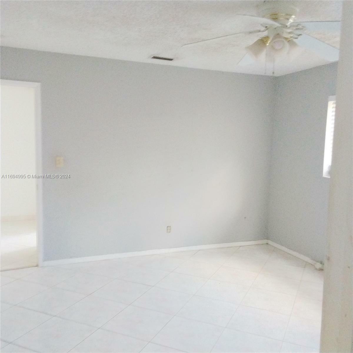 Property Photo:  3572 NW 35th St  FL 33309 