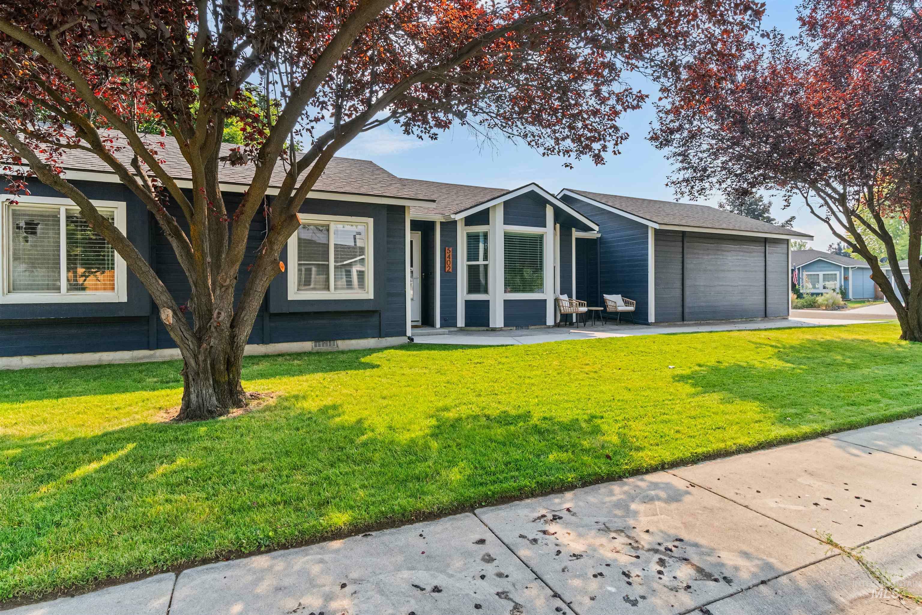 Property Photo:  5402 S Paintbrush Pl  ID 83716-6884 