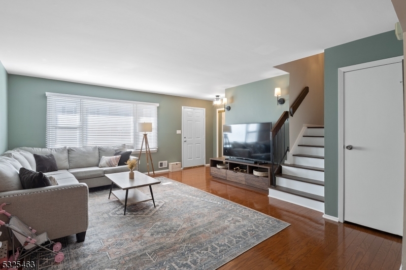 Property Photo: 16 Tisbury Ct NJ 07076