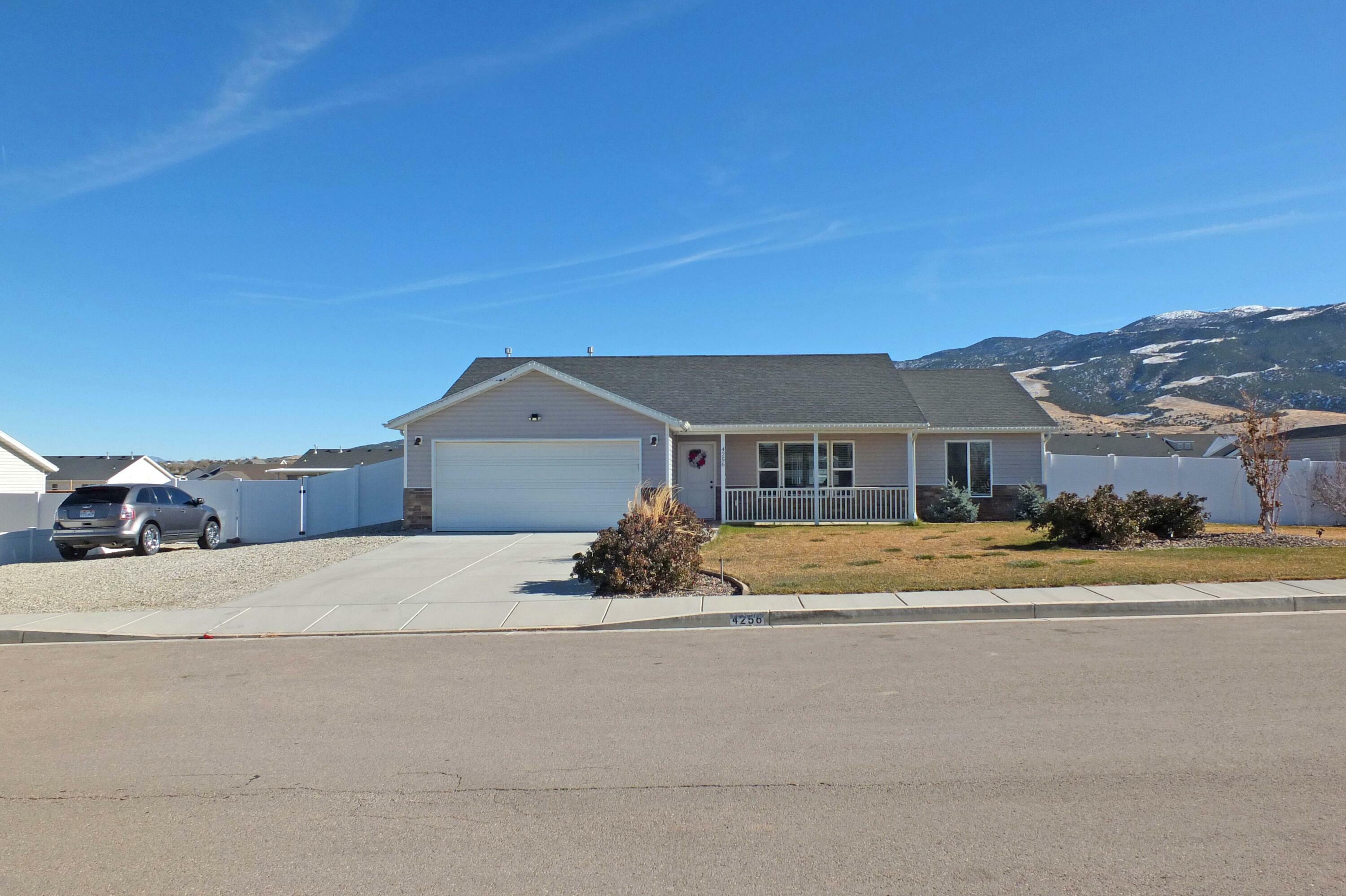 Property Photo:  4256 N Prospector Ln  UT 84721 