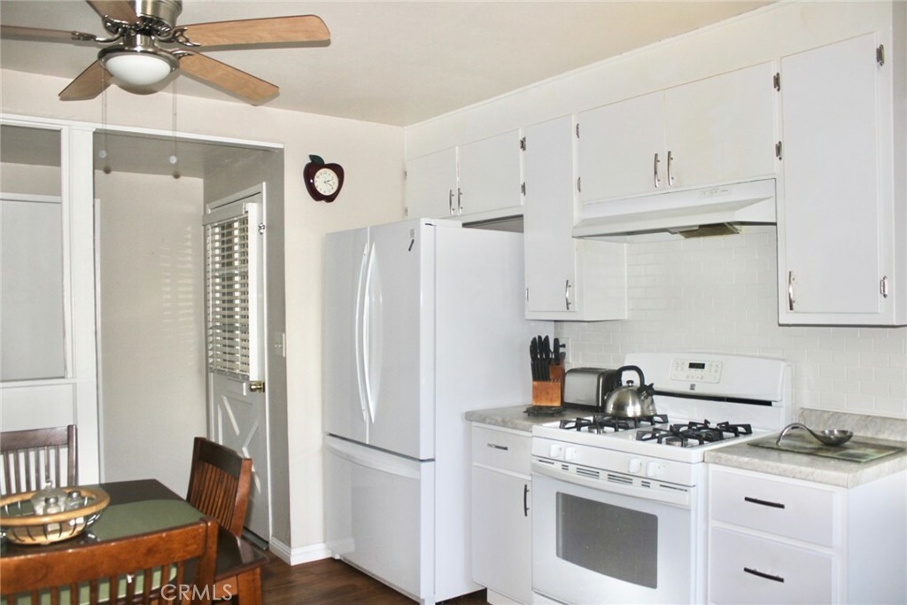 Property Photo:  12220 Van Nuys Boulevard  CA 91342 