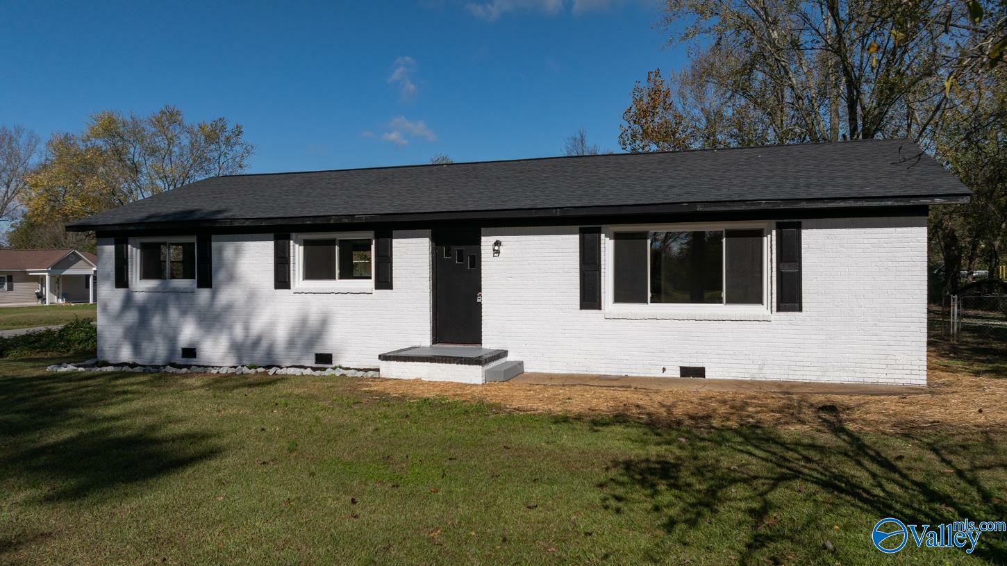 Property Photo:  25353 Airport Road  AL 35614 