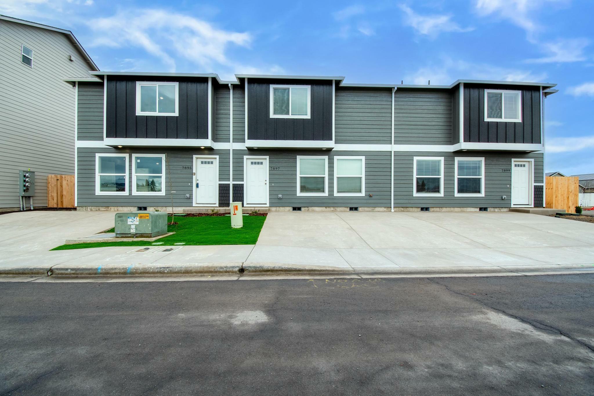 7895 28th Street  White City OR 97503 photo