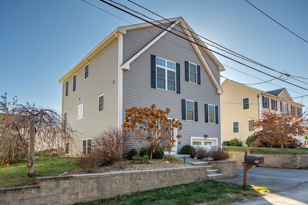 Property Photo:  20 Washington Drive  MA 01460 