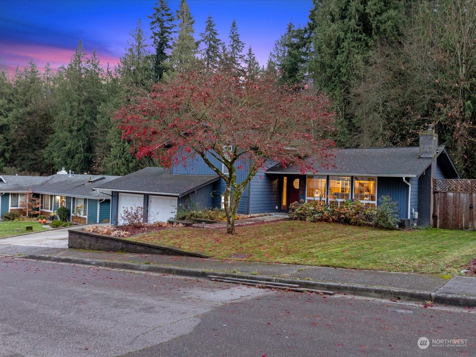 Property Photo:  2802 Forest View Drive  WA 98203 