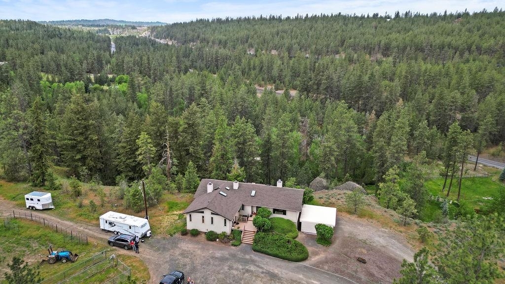 Property Photo:  8704 S Sherman Rd  WA 99224 