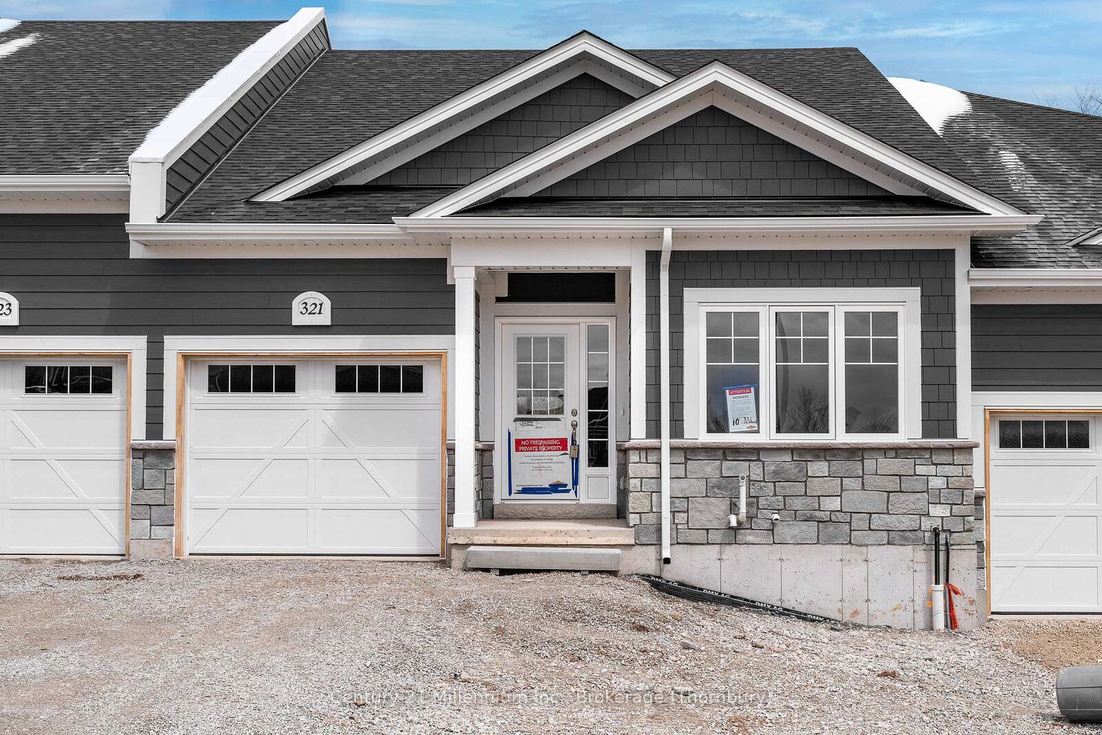 Property Photo:  321 Telford Trail  ON N0H 1S0 