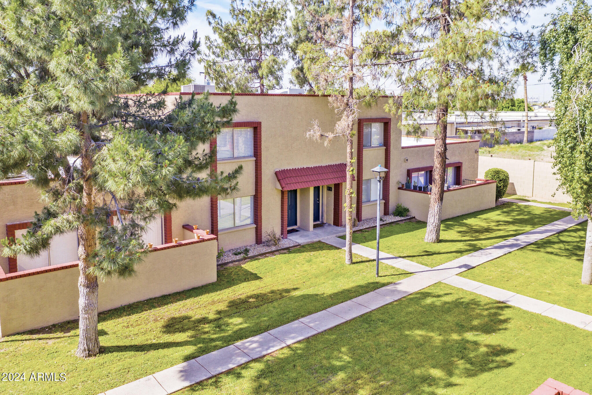 Property Photo:  2101 W Colter Street 101-126  AZ 85015 