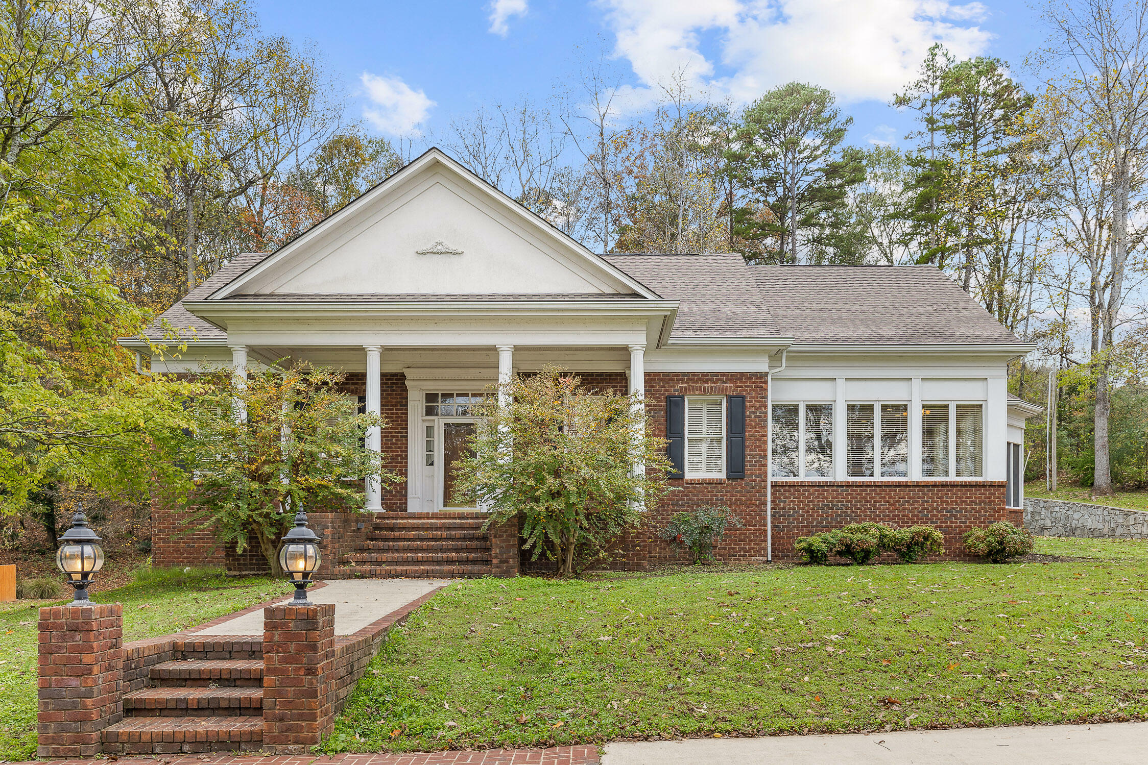 Property Photo:  820 Holly Avenue  TN 37380 