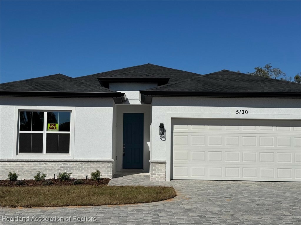 Property Photo:  5120 Belmar Drive  FL 33872 