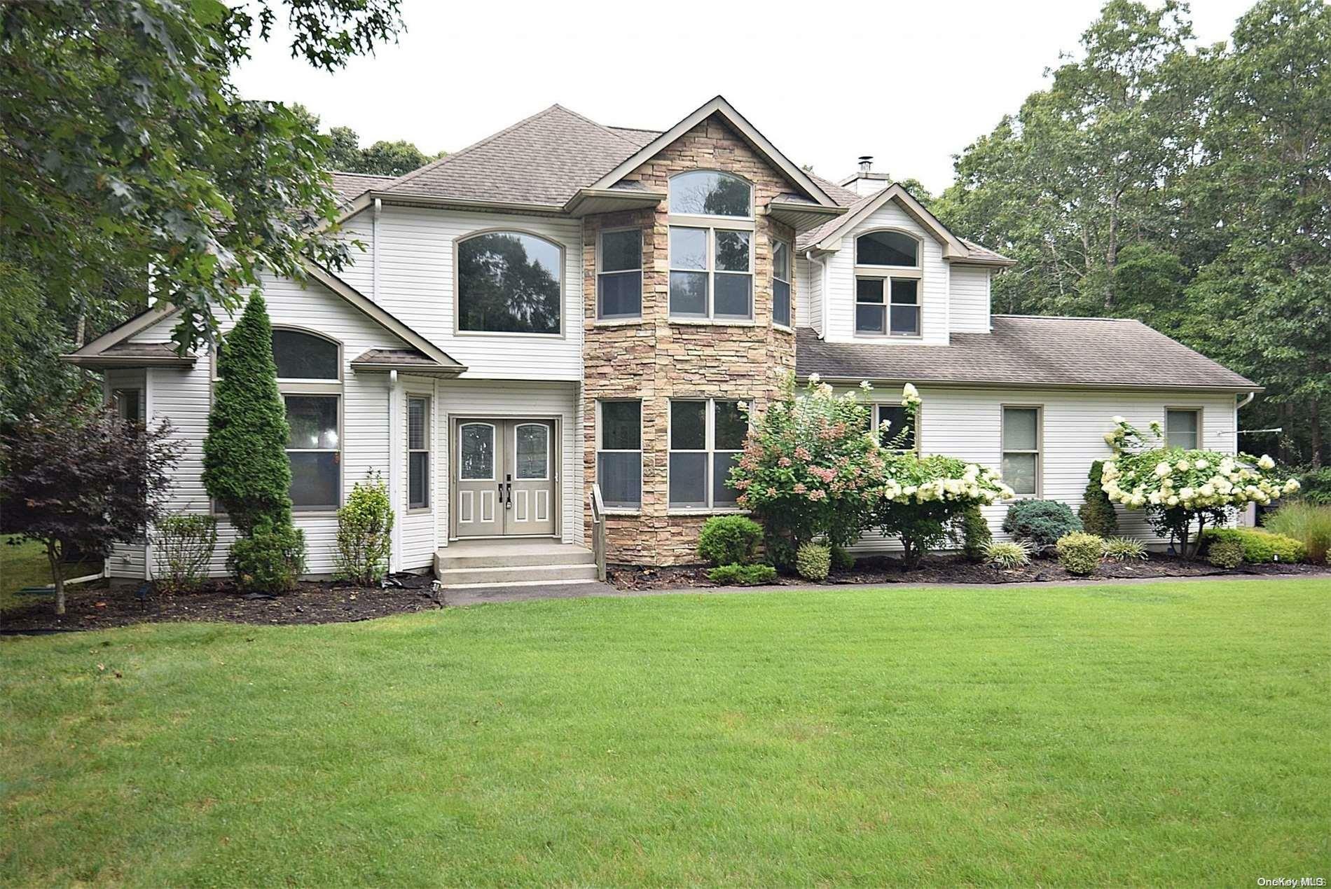 Property Photo:  6 Patricia Lane  NY 11949 