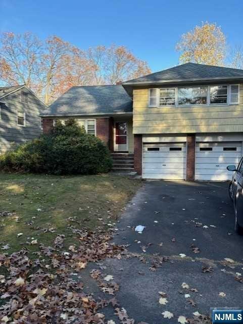 Property Photo:  10 Maplewood Avenue  NJ 07040 