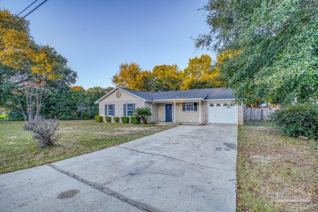 Property Photo:  4256 Castille Ave  FL 32571 