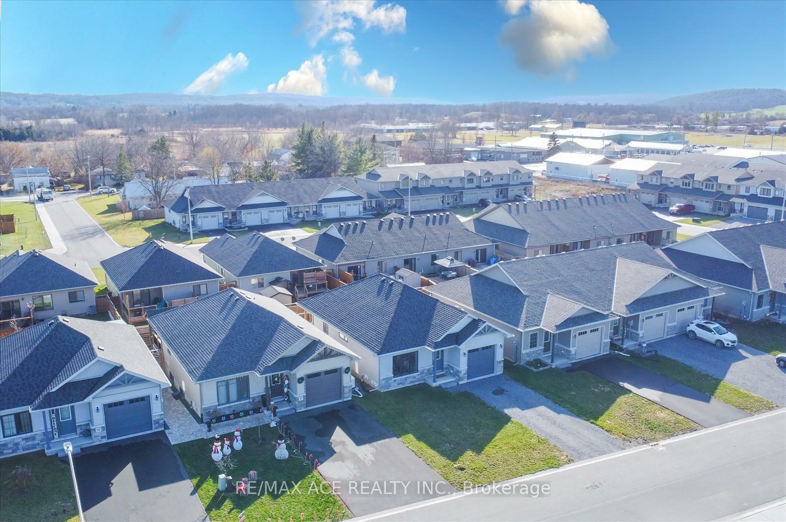 Property Photo: 39 Barley Trail ON K0K 0B1