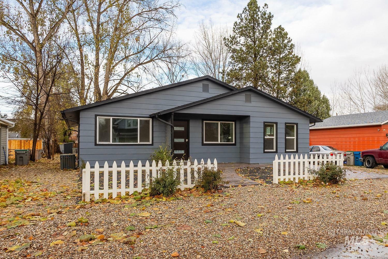 Property Photo:  2211 N 34th St  ID 83703 