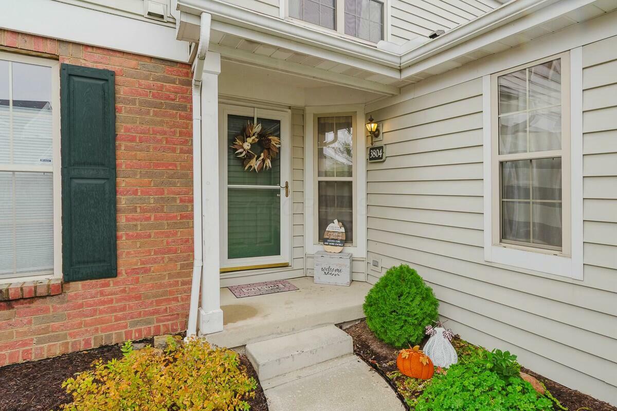 Property Photo:  3804 Lakedale Drive  OH 43026 