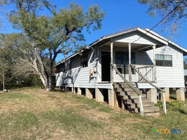 107 Franklin Street  Luling TX 78648 photo