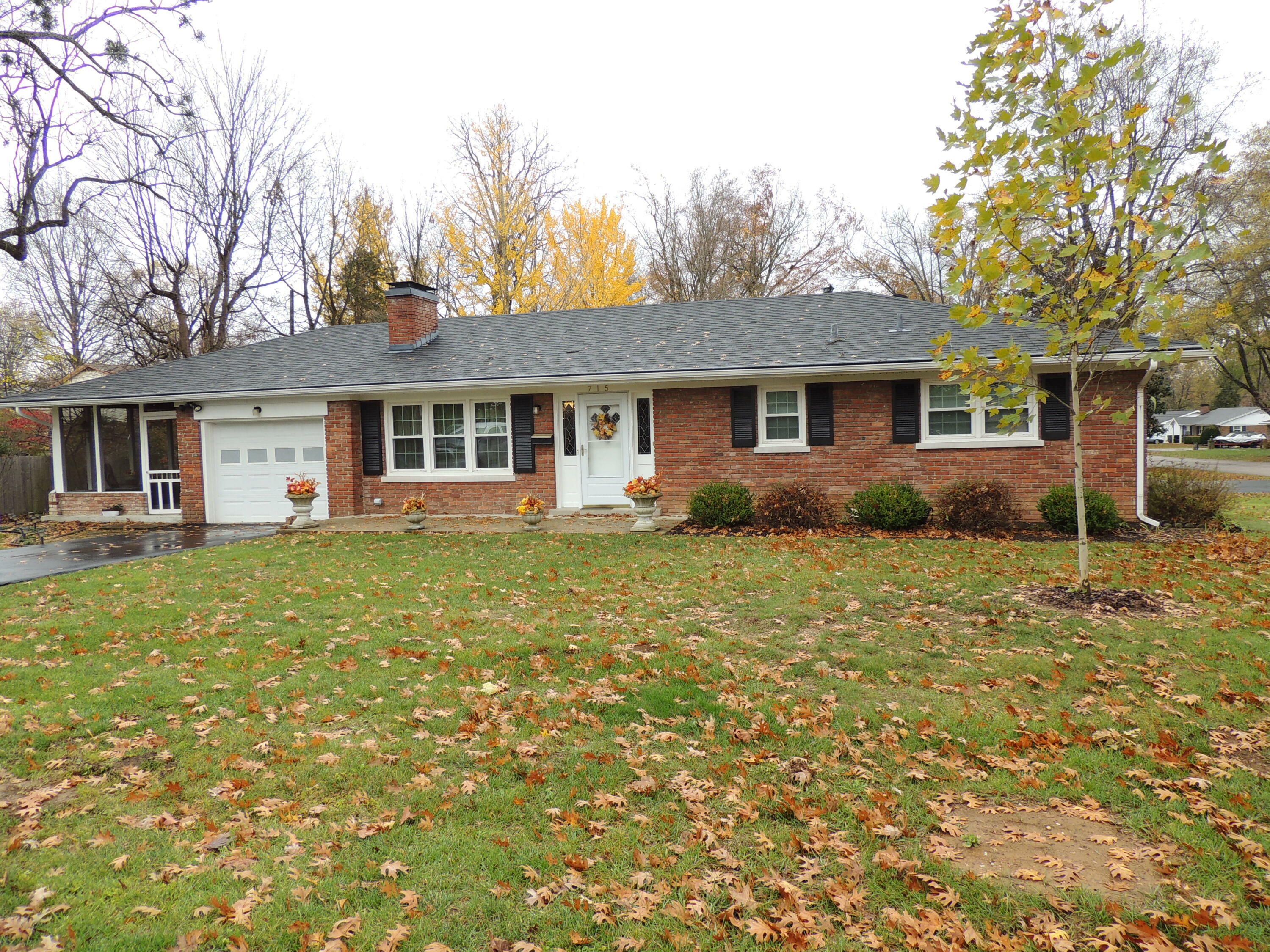 Property Photo:  715 Bluegrass Avenue  KY 40601 