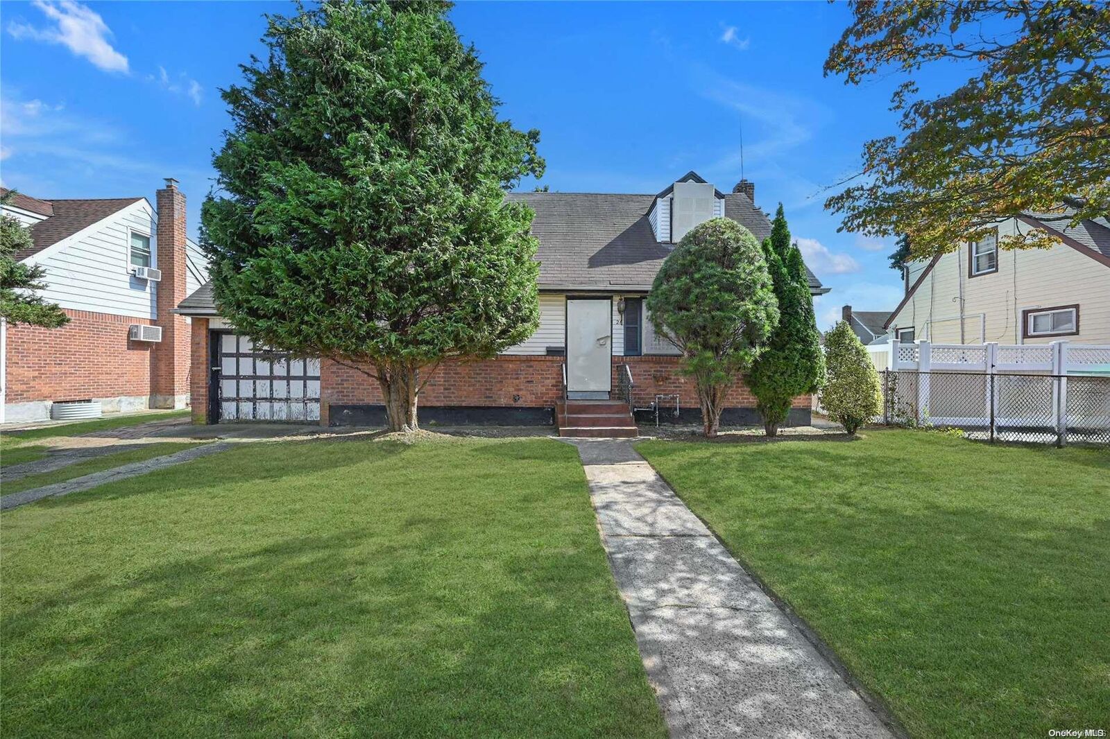 Property Photo:  26 Harriman Avenue  NY 11550 