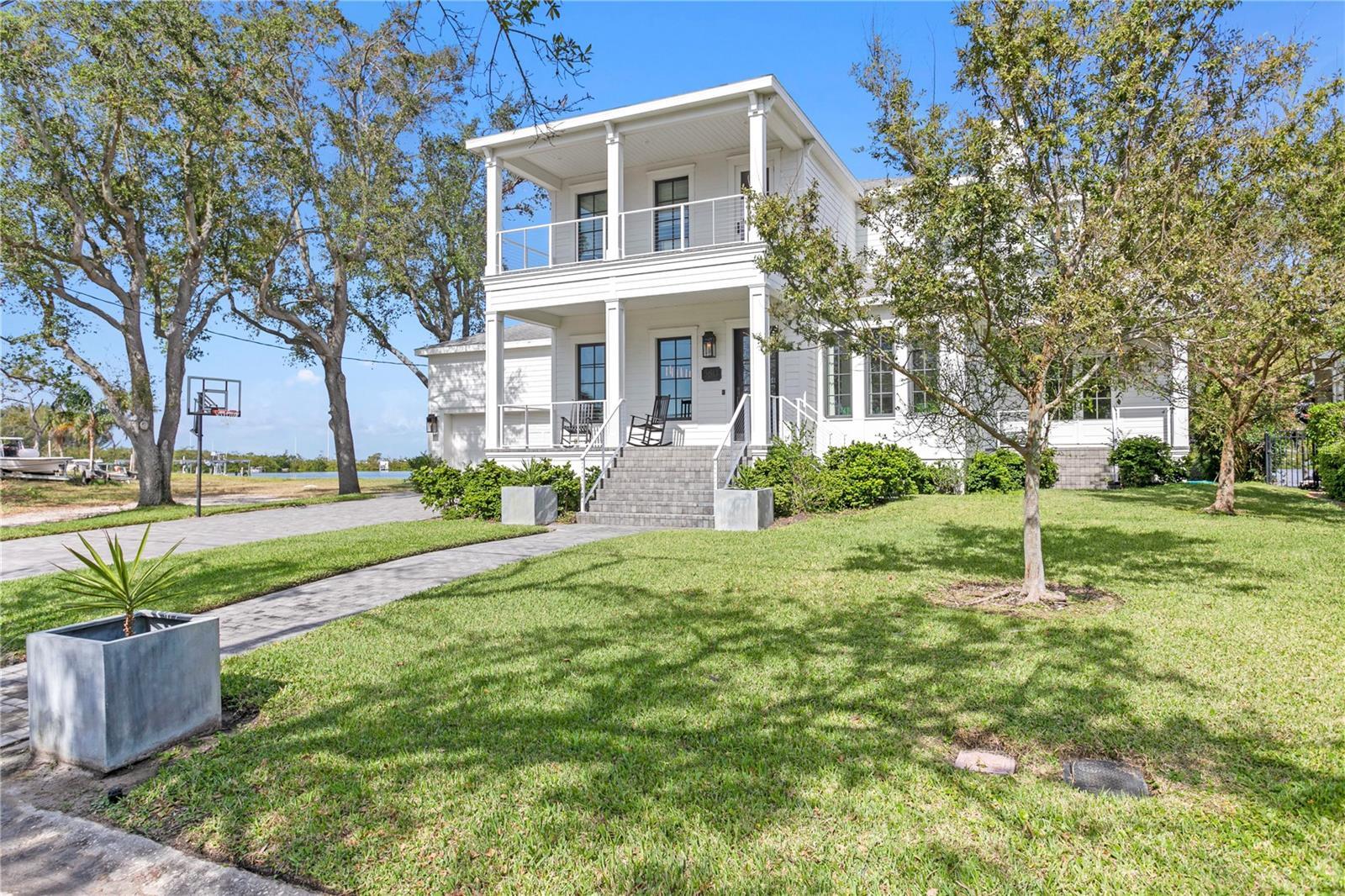 Property Photo: 5811 Mariner Street FL 33609
