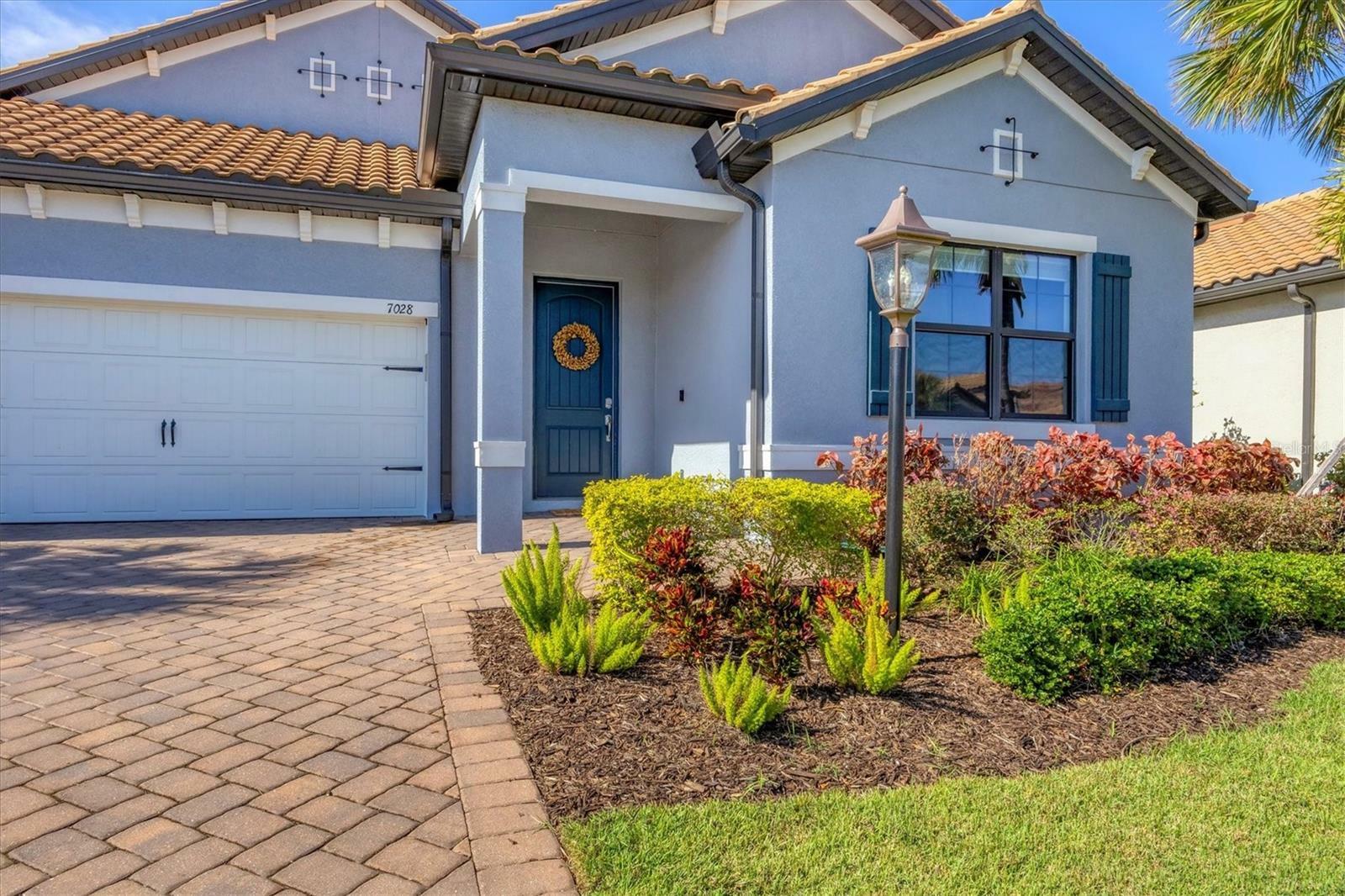 Property Photo:  7028 Highgate Lane  FL 34202 