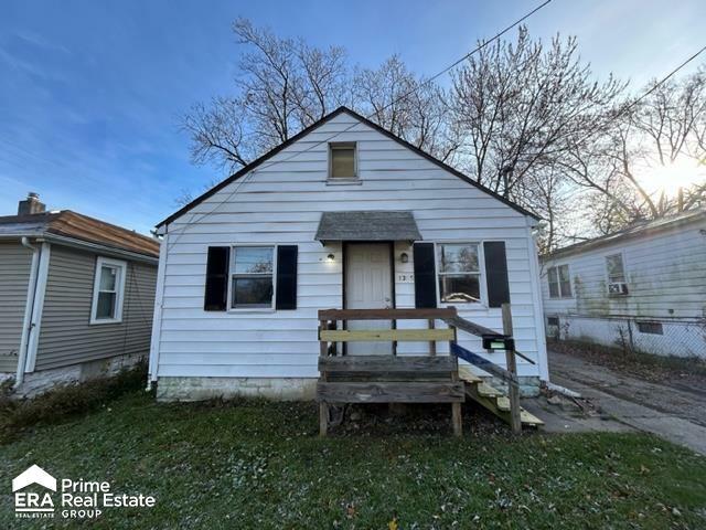 Property Photo:  1305 Mann Avenue  MI 48503 