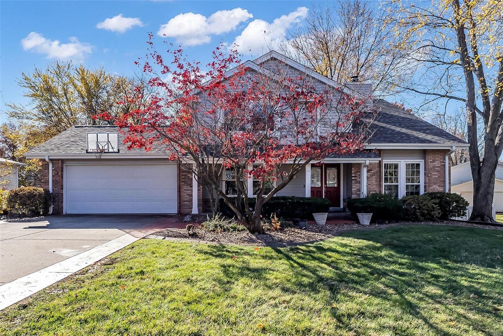 Property Photo:  10 Ashbrook Drive  MO 63376 