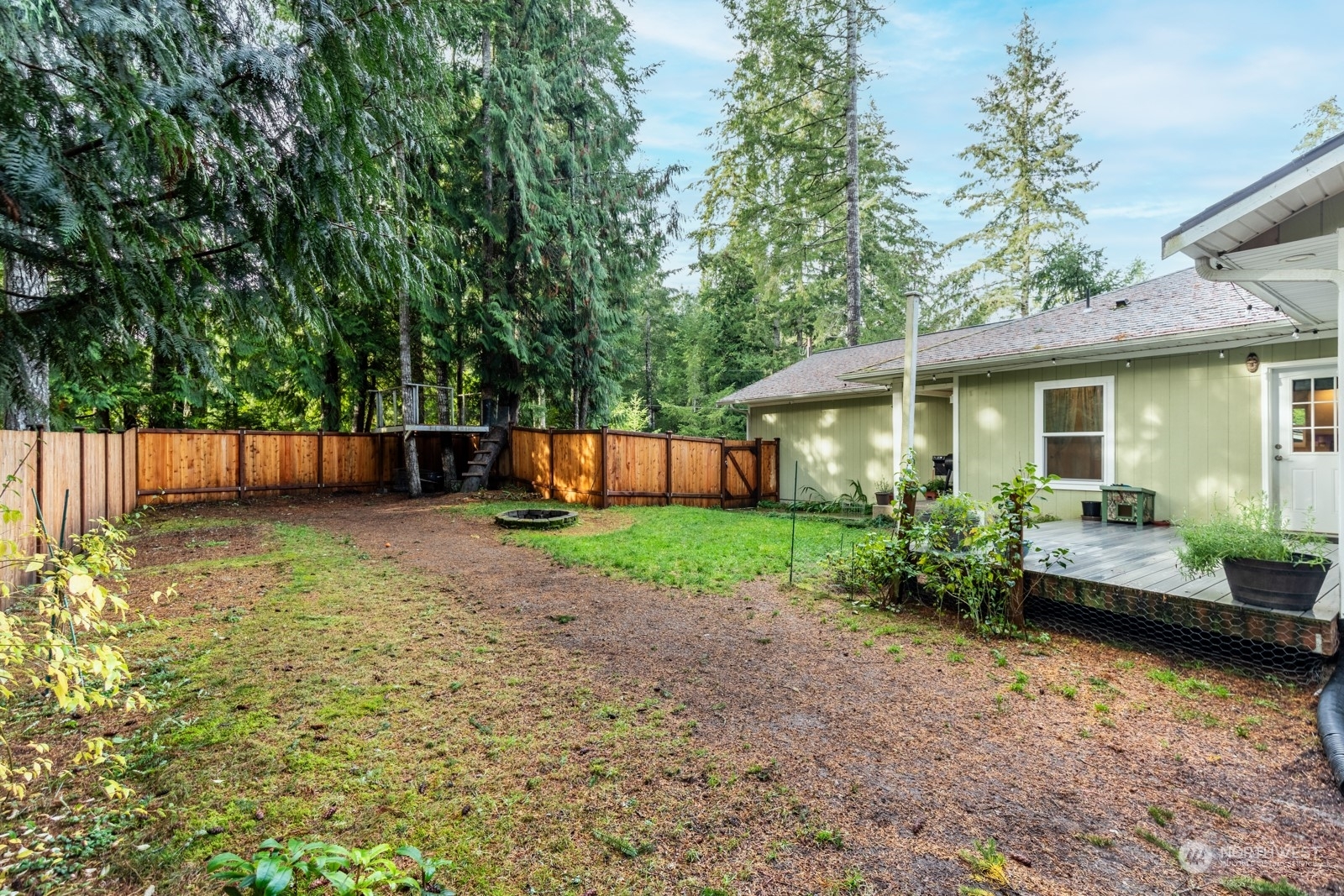 Property Photo:  140 E Willopa Road E  WA 98584 