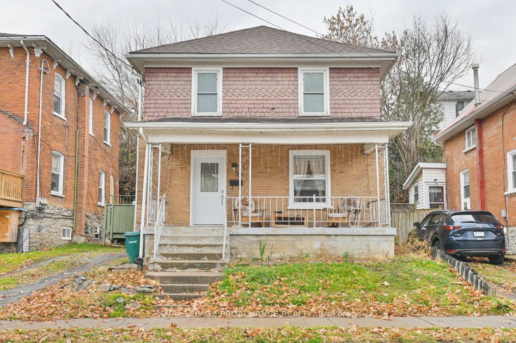 30 Cedar St  Belleville ON K8P 3L7 photo