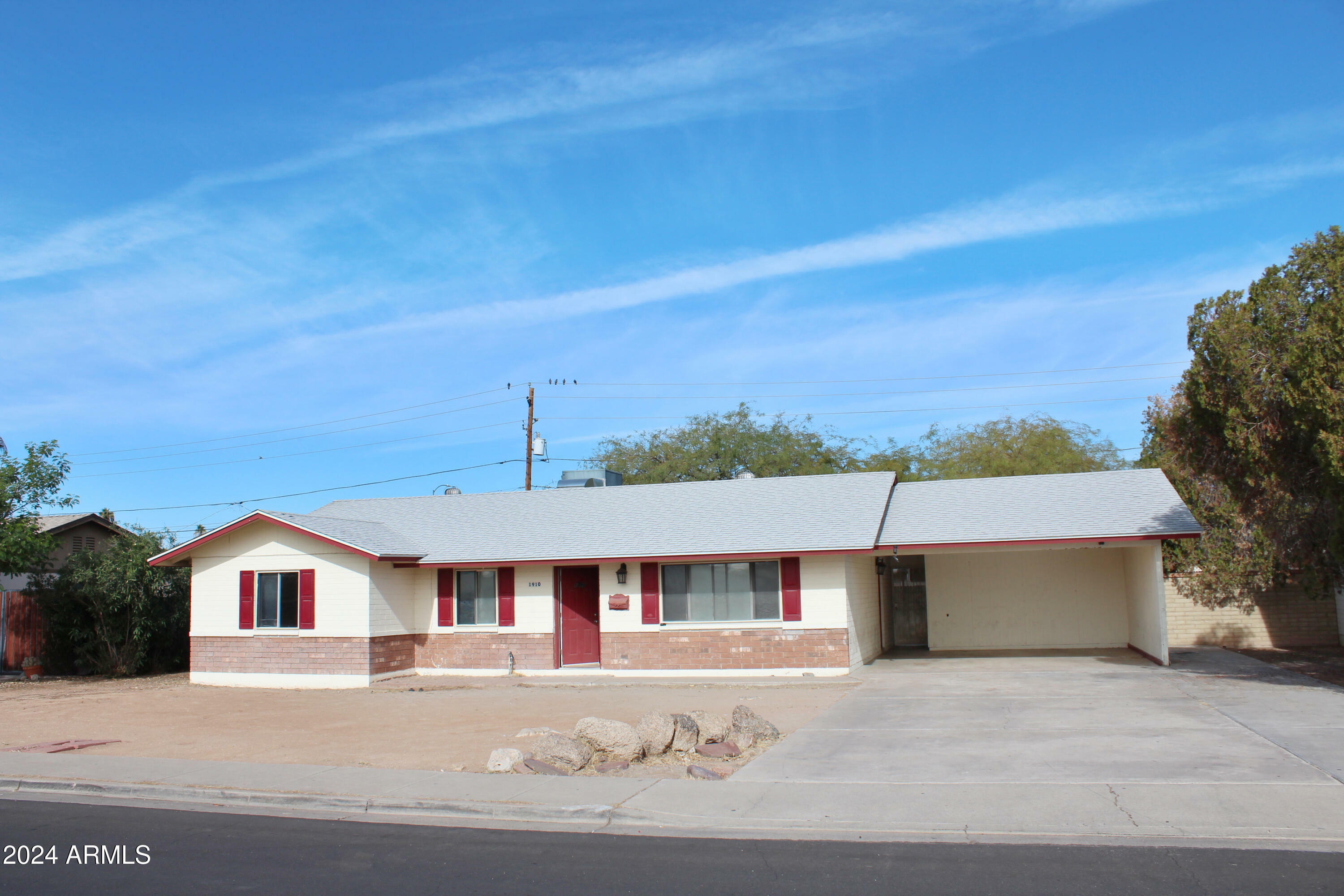 Property Photo:  1910 E 8th Avenue  AZ 85204 