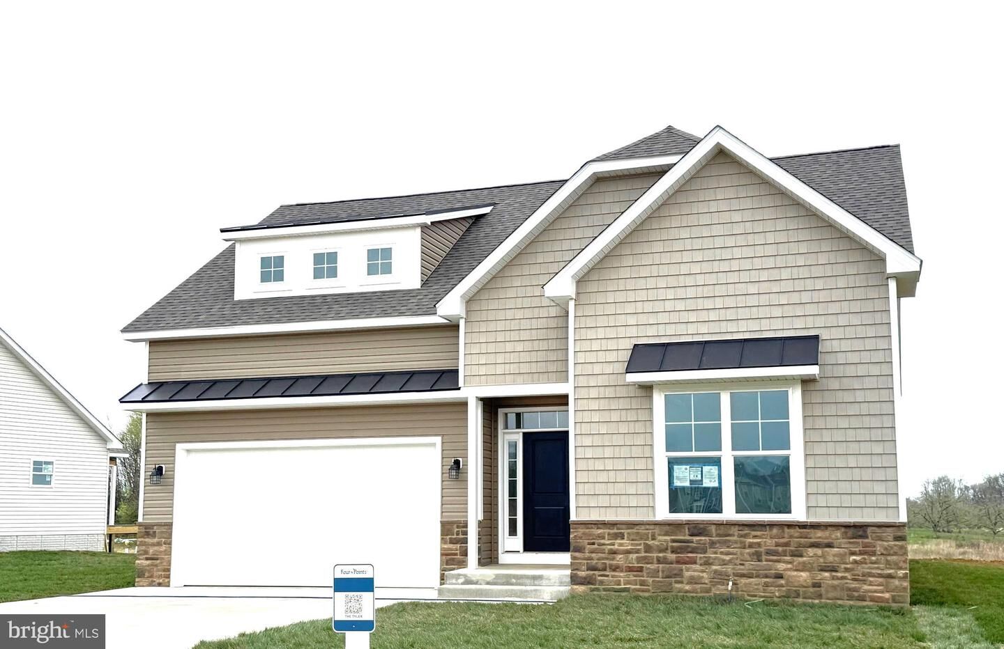 Property Photo: 168 Santiago Circle WV 25403