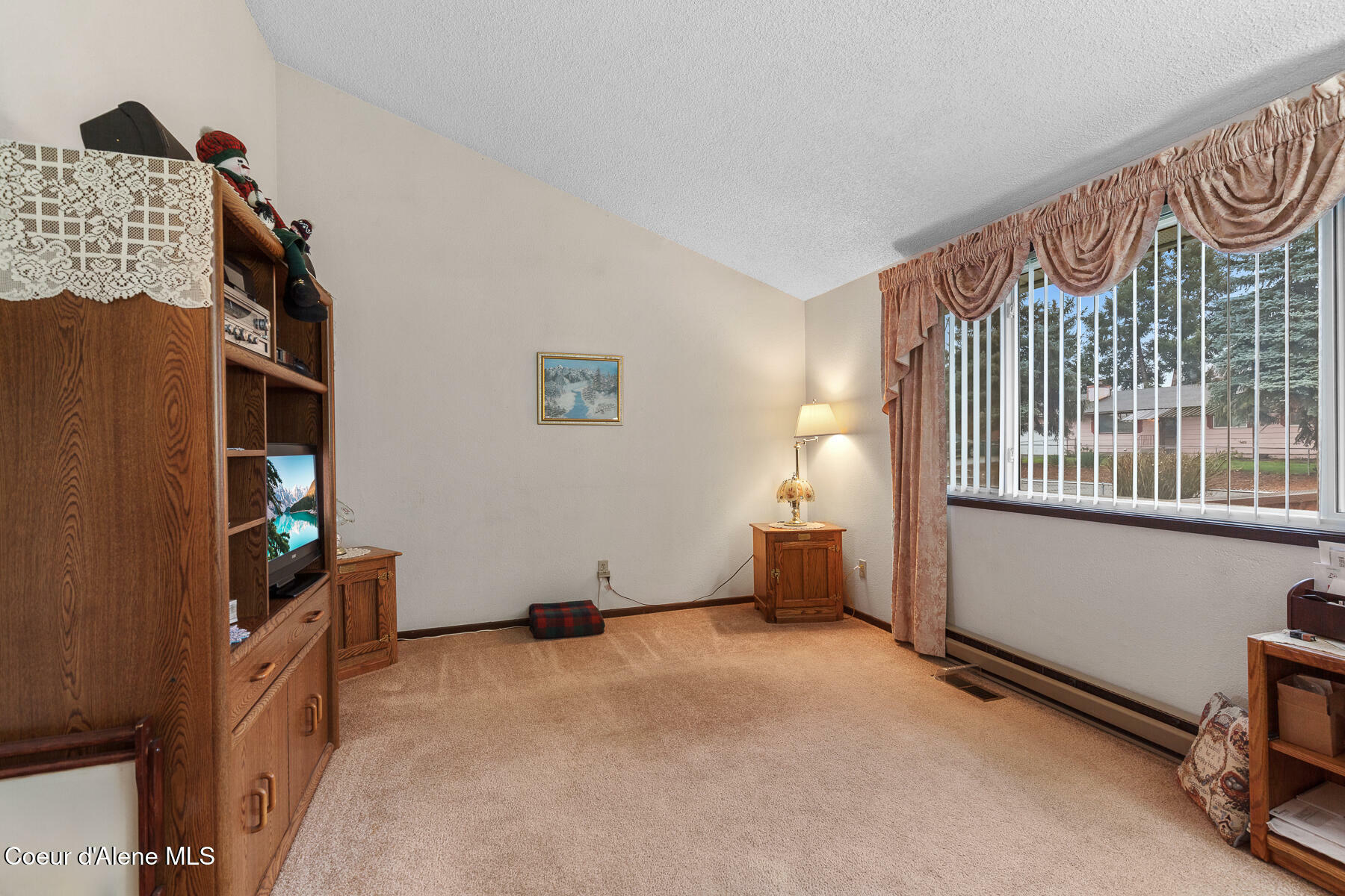 Property Photo:  1825 E Velora Dr  ID 83854 