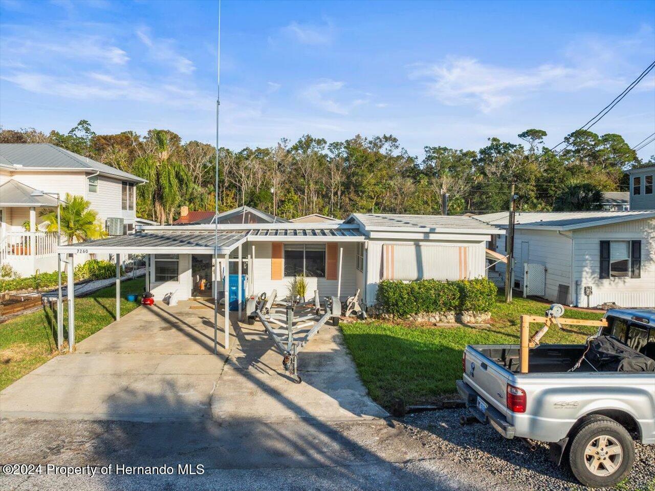Property Photo: 7260 Aberdeen Court FL 34607
