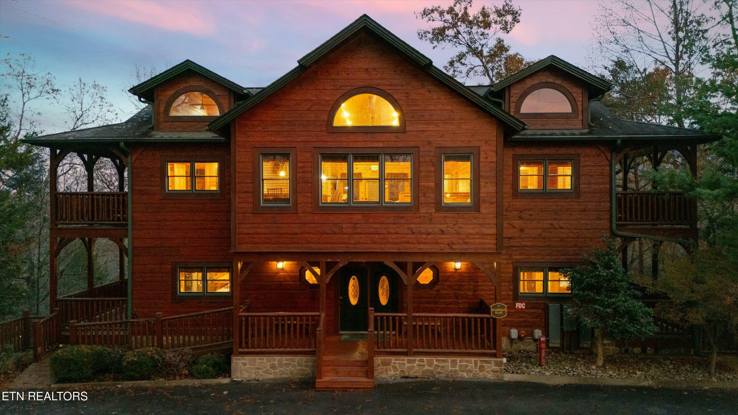 Property Photo: 320 Poplar Point Way TN 37738